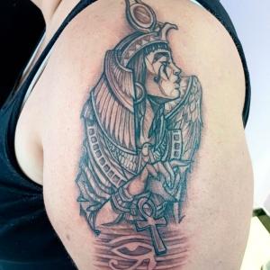 Tatouage bras indien